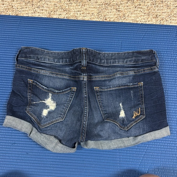 Short - Picture 3 of 3